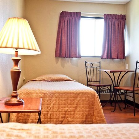 Residences Campus Notre-Dame-De-Foy Saint-Augustin-de-Desmaures Eksteriør billede