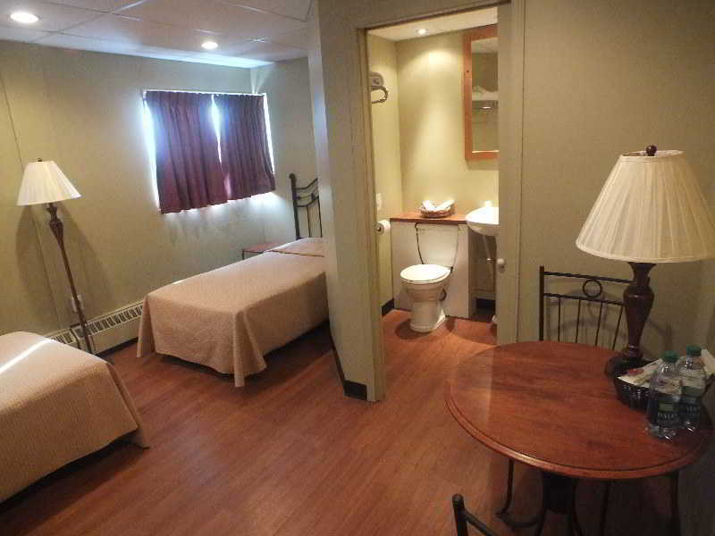 Residences Campus Notre-Dame-De-Foy Saint-Augustin-de-Desmaures Eksteriør billede