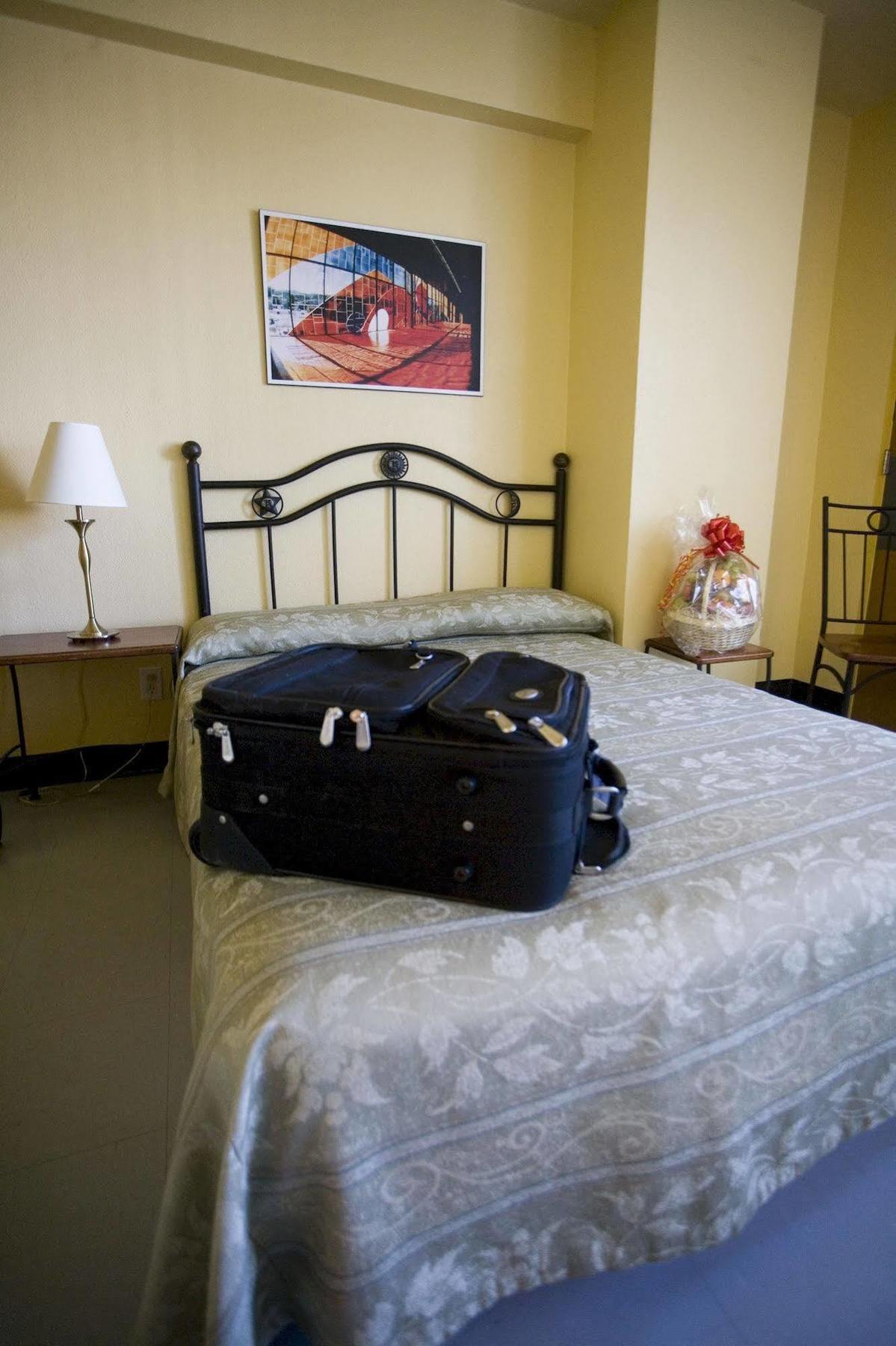 Residences Campus Notre-Dame-De-Foy Saint-Augustin-de-Desmaures Eksteriør billede
